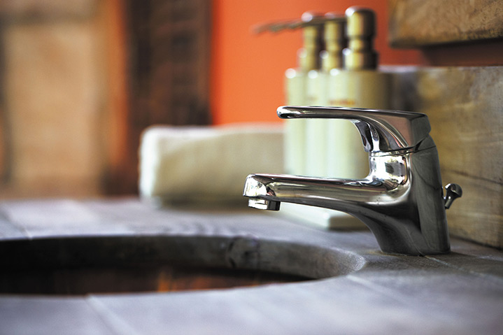 A2B Plumbers are able to fix any leaking taps you may have in Spitalfields. 
